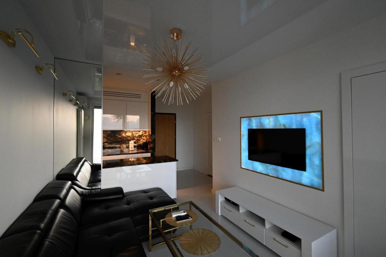 Apartamento Onyx Modern Tower